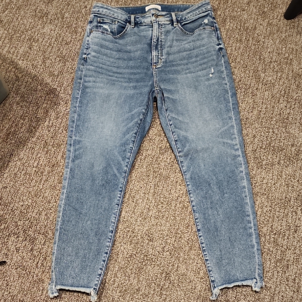 LOFT Blue Ankle Cropped Jeans with Distressed Finish Size 12/31 Inseam 26 1/2 In